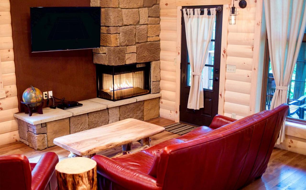 Cricket Hill Treehouse By Amish Country Lodging Millersburg Eksteriør bilde