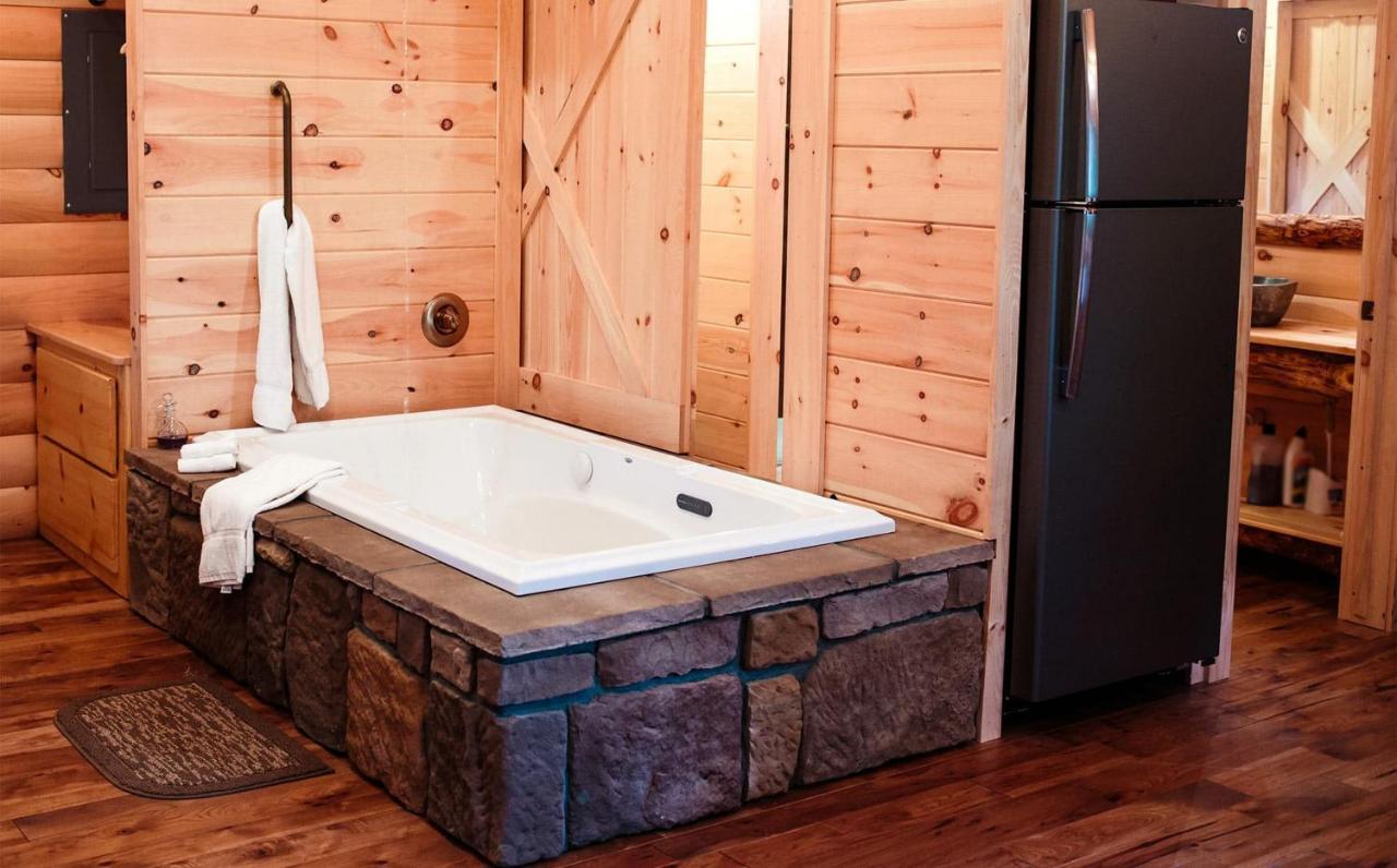 Cricket Hill Treehouse By Amish Country Lodging Millersburg Eksteriør bilde